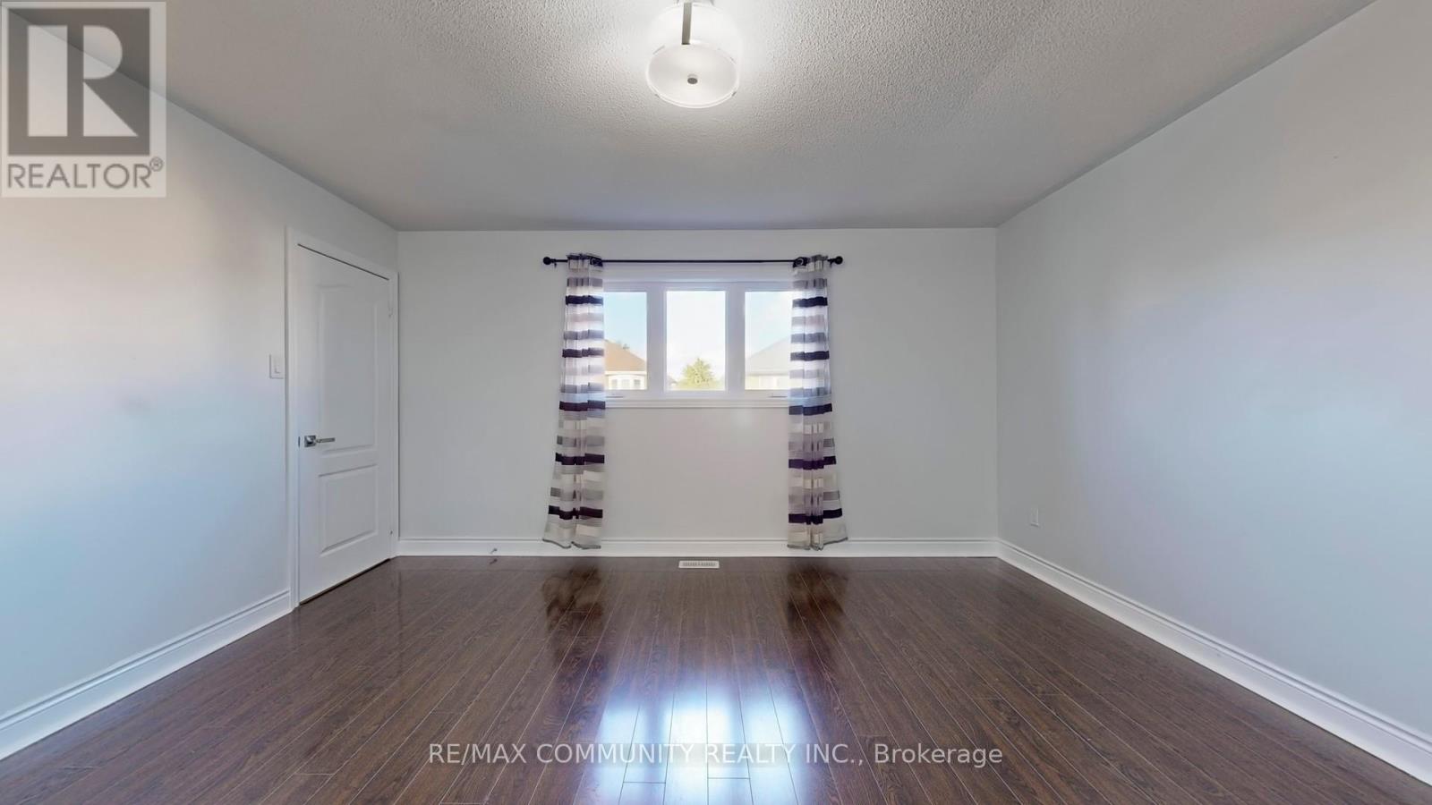 Main Fl - 32 Faywood Drive, Brampton, Ontario  L6Y 4K3 - Photo 21 - W13013770