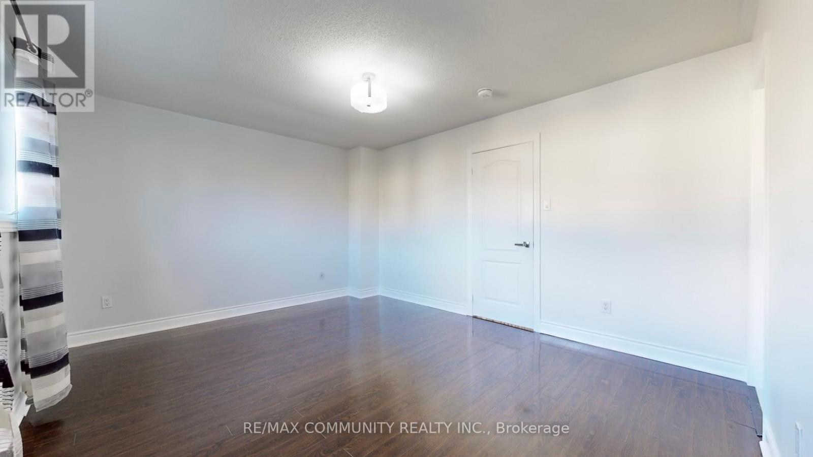 Main Fl - 32 Faywood Drive, Brampton, Ontario  L6Y 4K3 - Photo 23 - W13013770