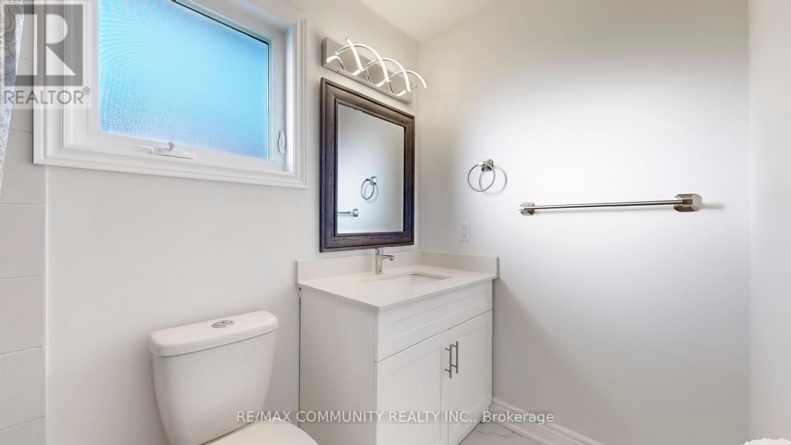 Main Fl - 32 Faywood Drive, Brampton, Ontario  L6Y 4K3 - Photo 25 - W13013770