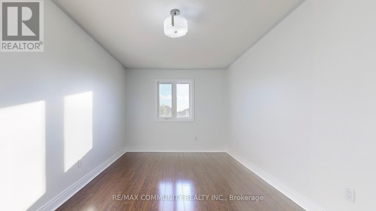 Main Fl - 32 Faywood Drive, Brampton, Ontario  L6Y 4K3 - Photo 26 - W13013770