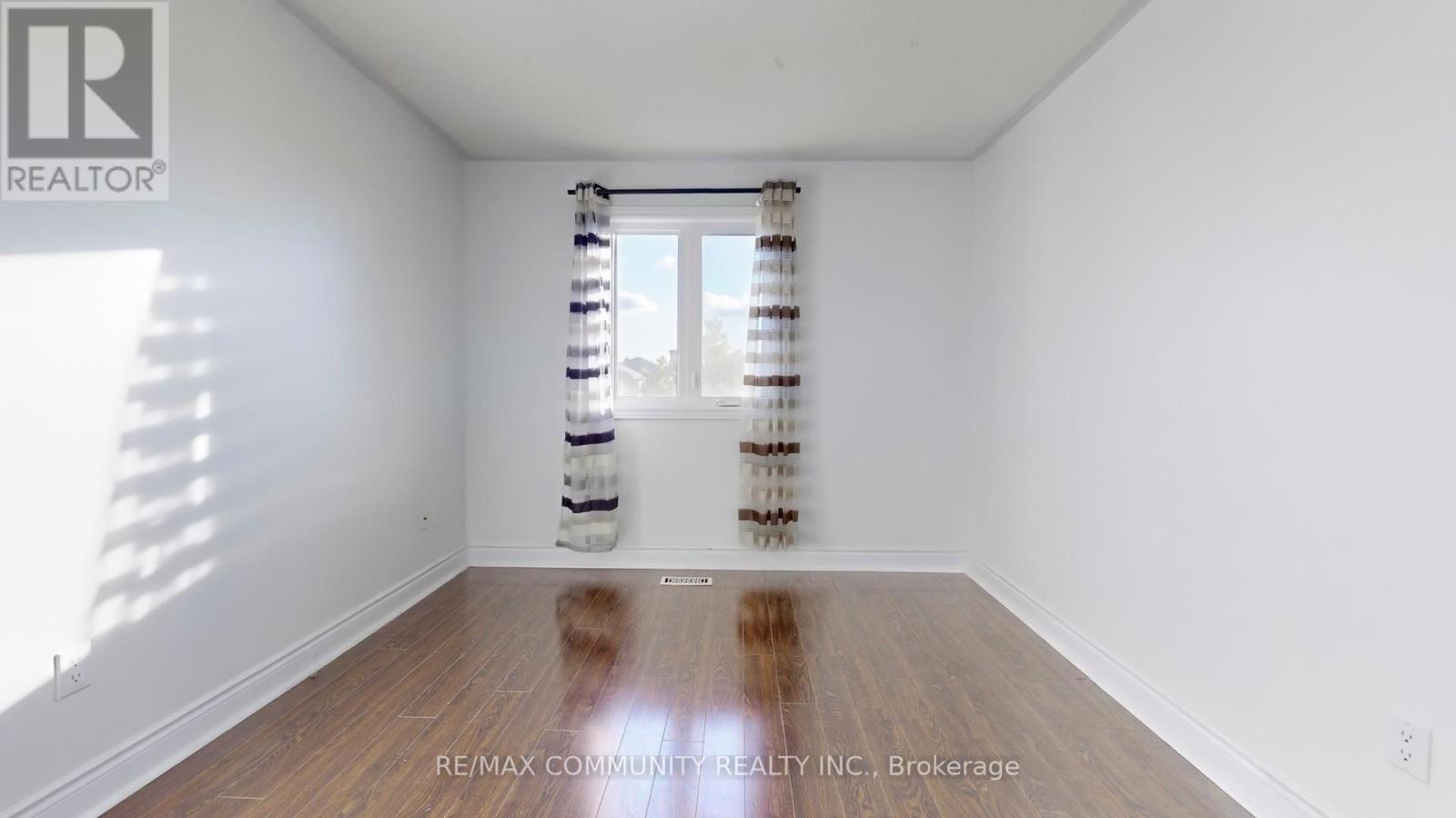 Main Fl - 32 Faywood Drive, Brampton, Ontario  L6Y 4K3 - Photo 28 - W13013770