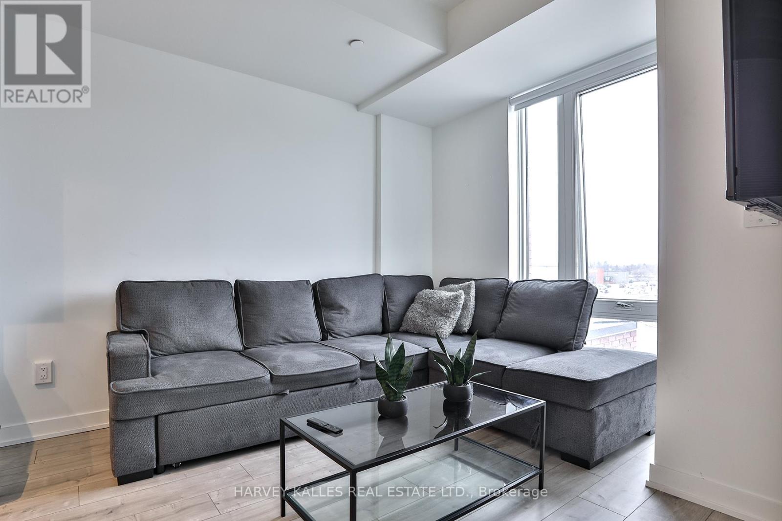 206 - 215 Lakeshore Road W, Mississauga, Ontario  L5H 1G5 - Photo 12 - W13013776