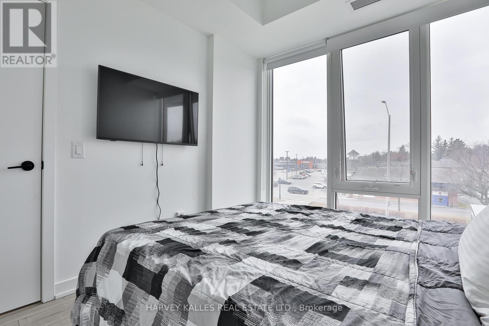 206 - 215 Lakeshore Road W, Mississauga, Ontario  L5H 1G5 - Photo 16 - W13013776