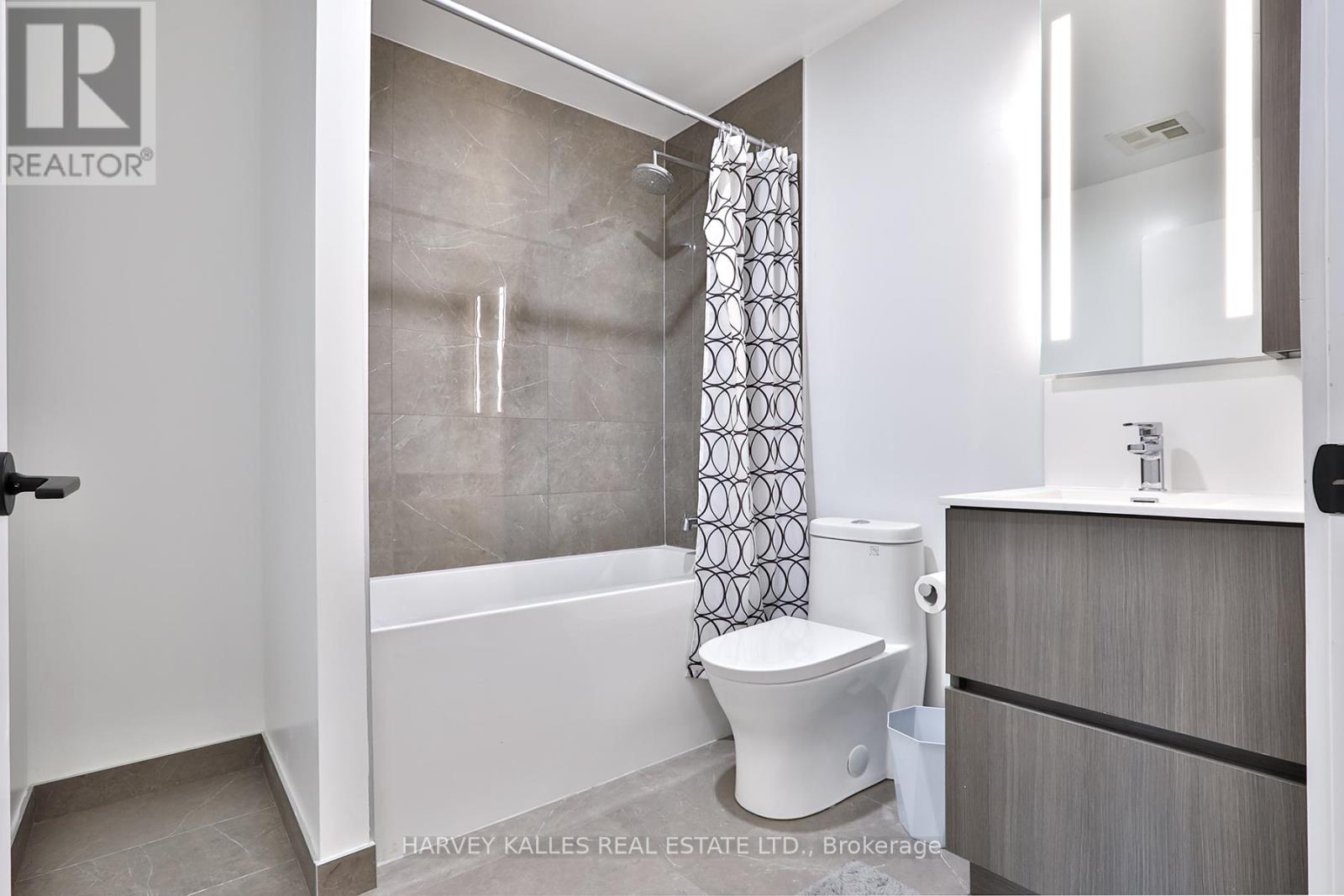 206 - 215 Lakeshore Road W, Mississauga, Ontario  L5H 1G5 - Photo 20 - W13013776