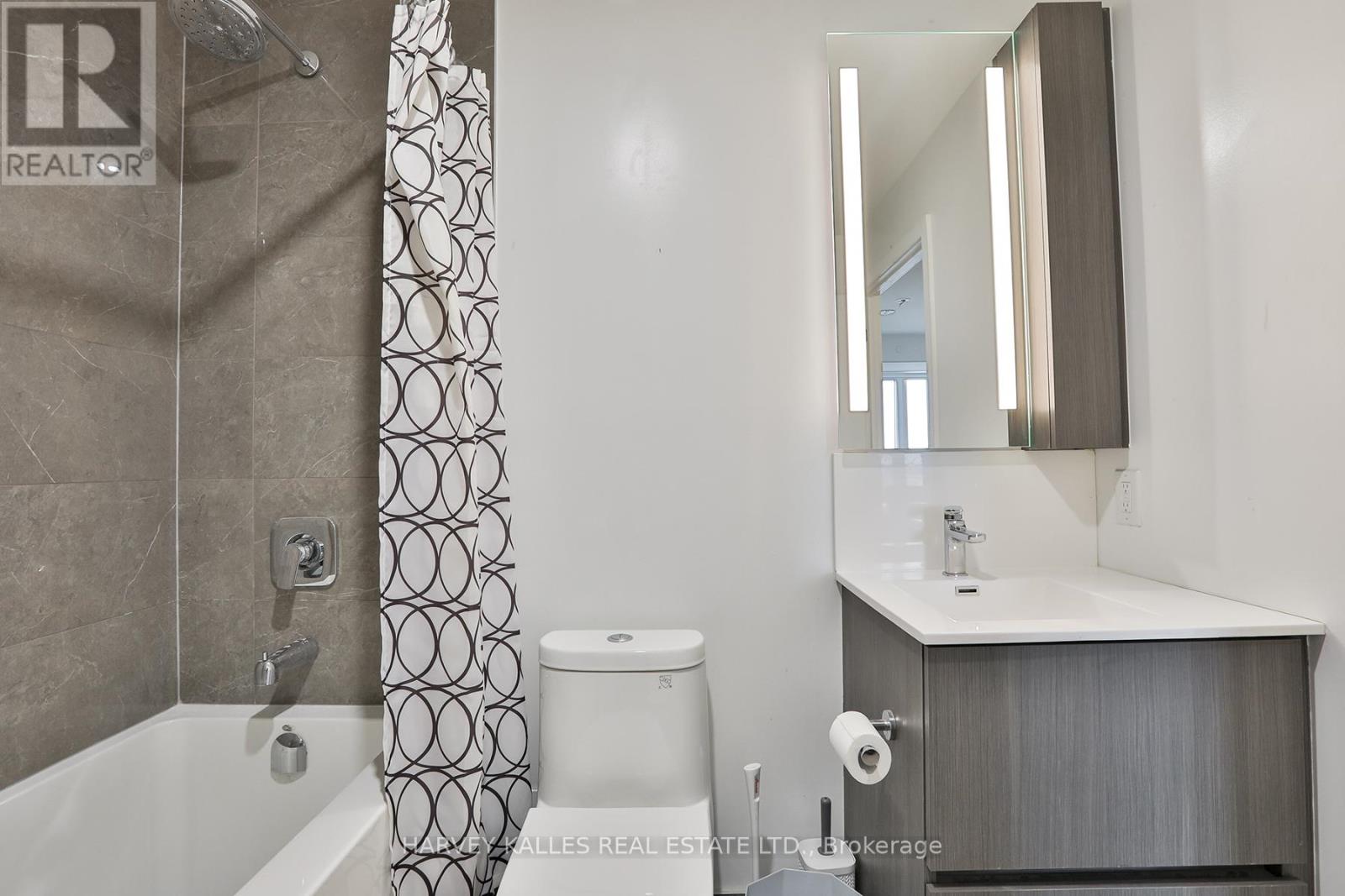 206 - 215 Lakeshore Road W, Mississauga, Ontario  L5H 1G5 - Photo 21 - W13013776