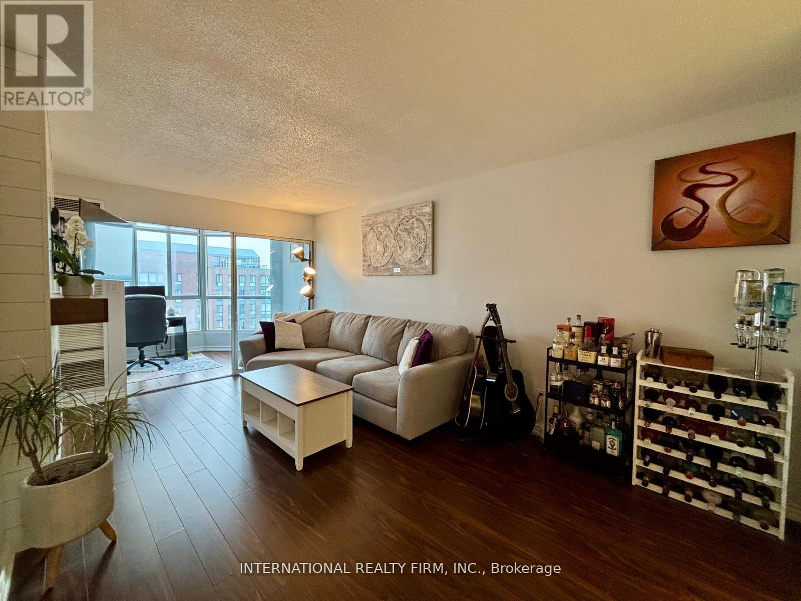 2310 - 145 Hillcrest Avenue E, Mississauga (Cooksville), Ontario  L5B 3Z1 - Photo 11 - W13013792