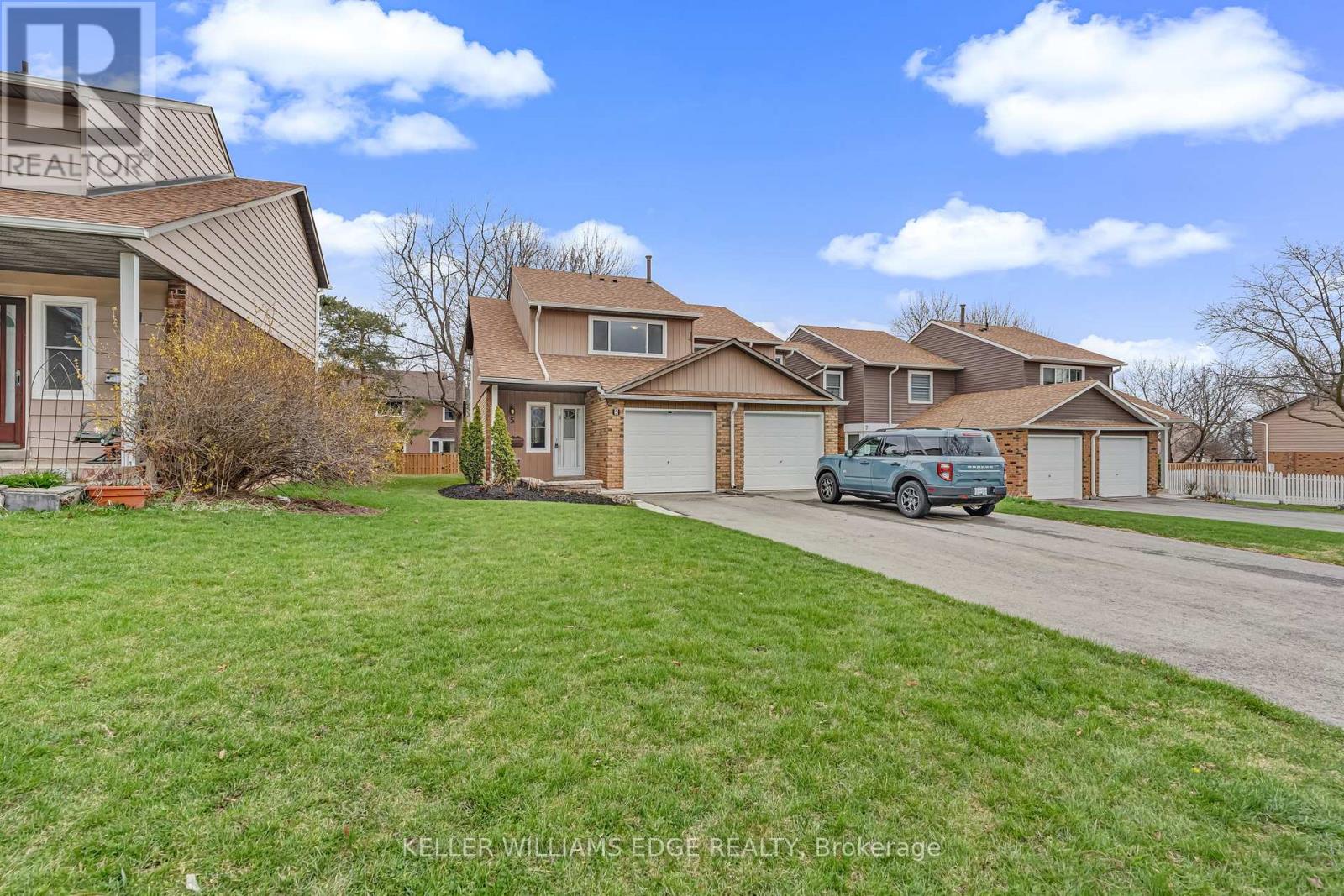 5 - 2185 Fairchild Boulevard, Burlington, Ontario  L7P 3P6 - Photo 3 - W13013838