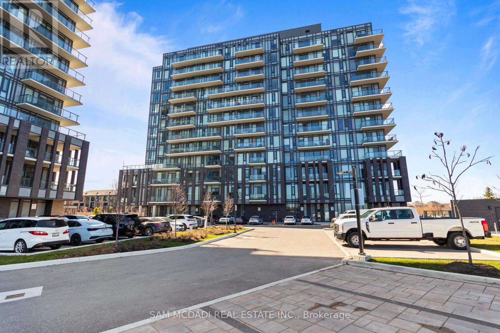 1107 - 225 Veterans Drive, Brampton, Ontario  L7A 0B6 - Photo 2 - W13013854