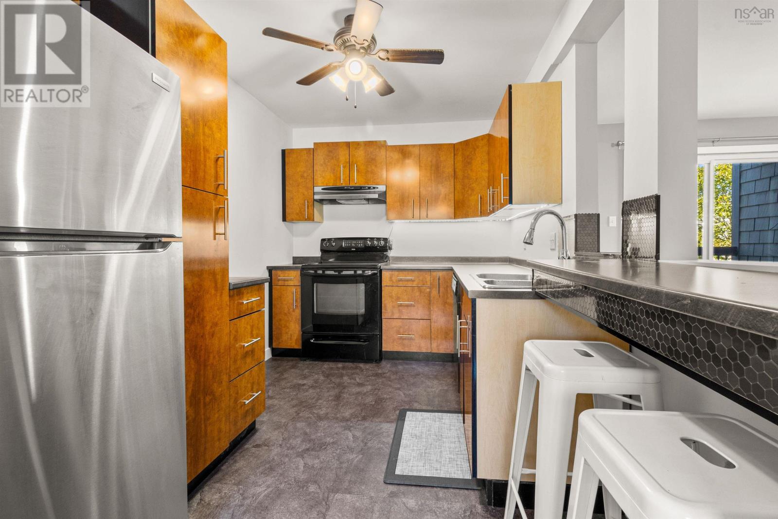 5899 Gainsborough Place, Halifax, Nova Scotia  B3K 5R7 - Photo 11 - 202607528