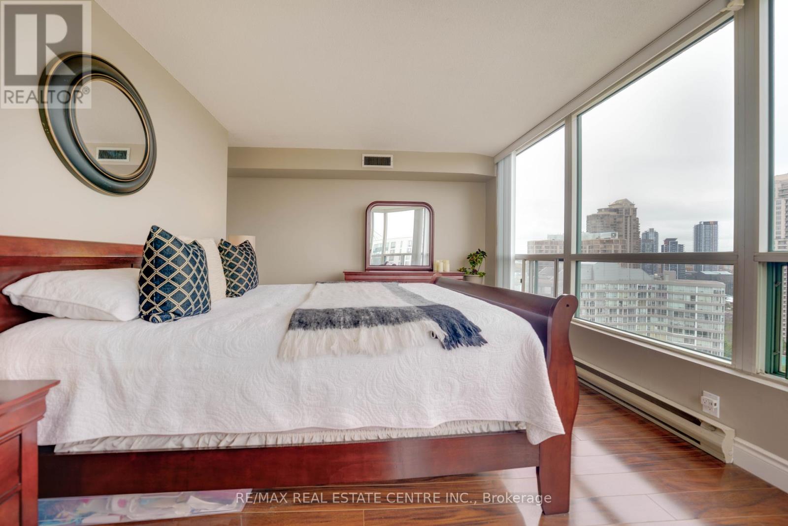 2104 - 4470 Tucana Court, Mississauga (Hurontario), Ontario  L5R 3K8 - Photo 18 - W13013862