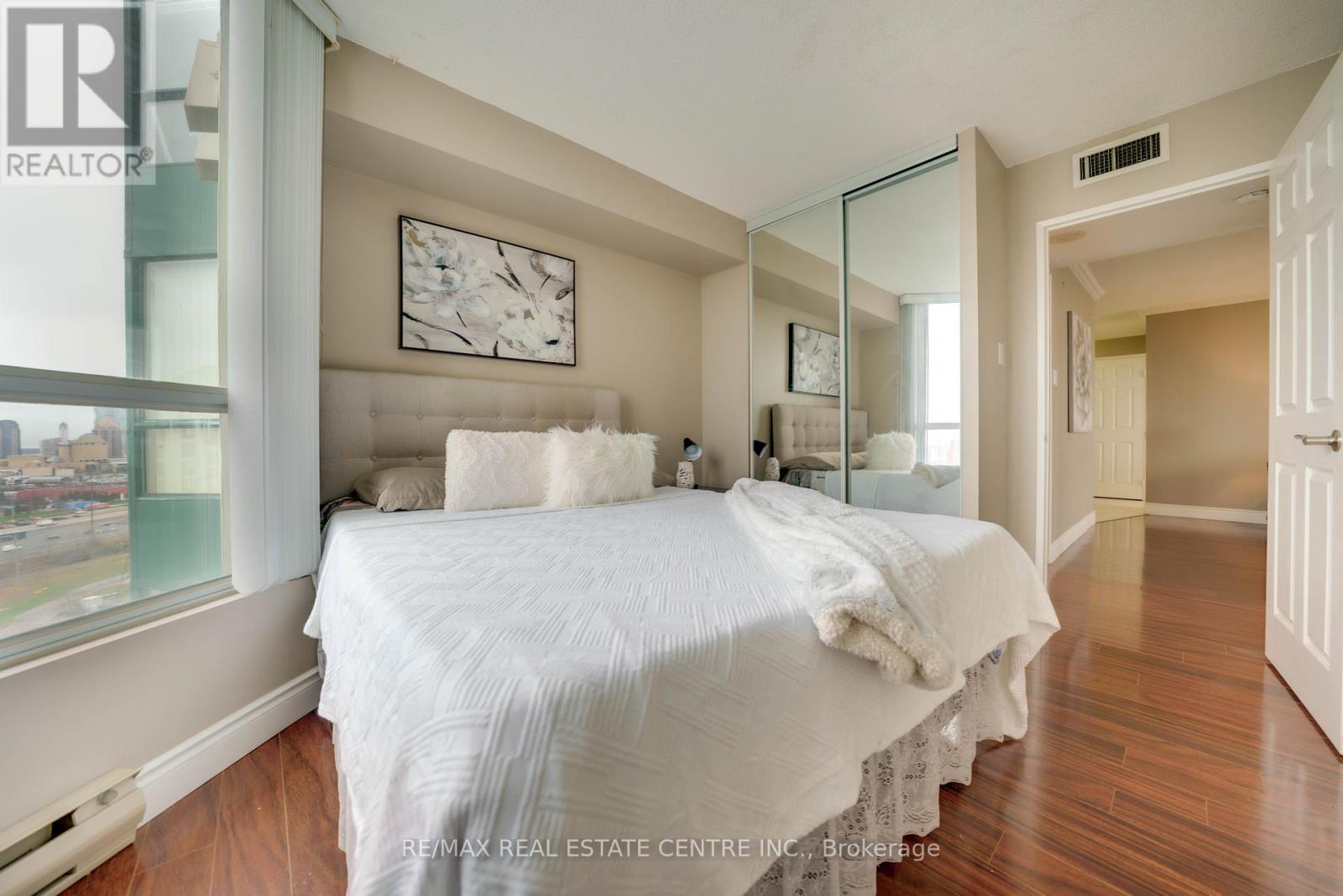 2104 - 4470 Tucana Court, Mississauga (Hurontario), Ontario  L5R 3K8 - Photo 25 - W13013862