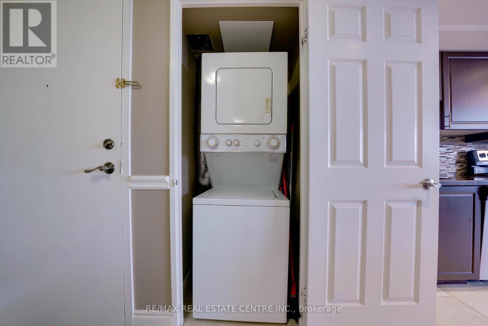 2104 - 4470 Tucana Court, Mississauga (Hurontario), Ontario  L5R 3K8 - Photo 28 - W13013862