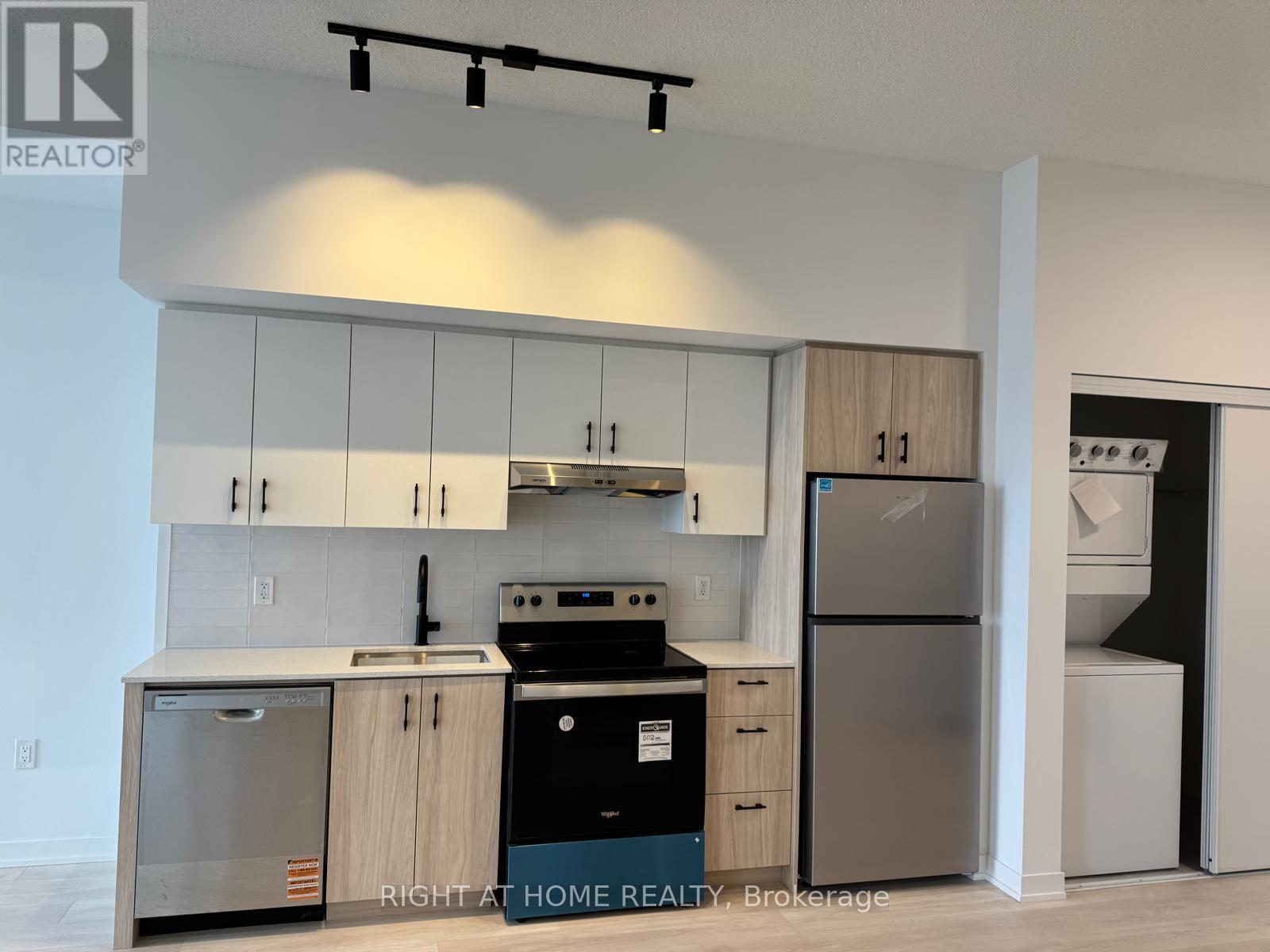 C906 - 4878 Powers Common, Burlington, Ontario  L7M 2B4 - Photo 7 - W13013868