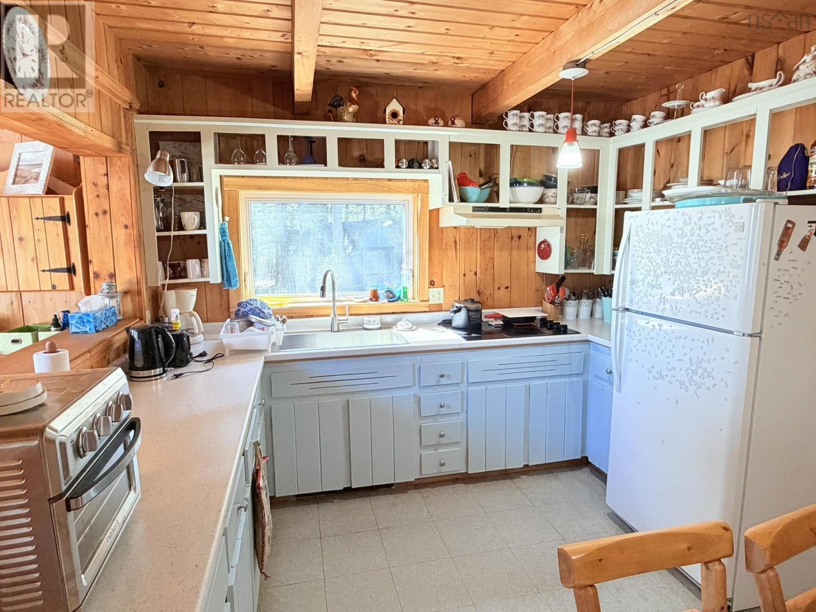 988 Labelle Road, Labelle, Nova Scotia  B0T 1E0 - Photo 9 - 202607835