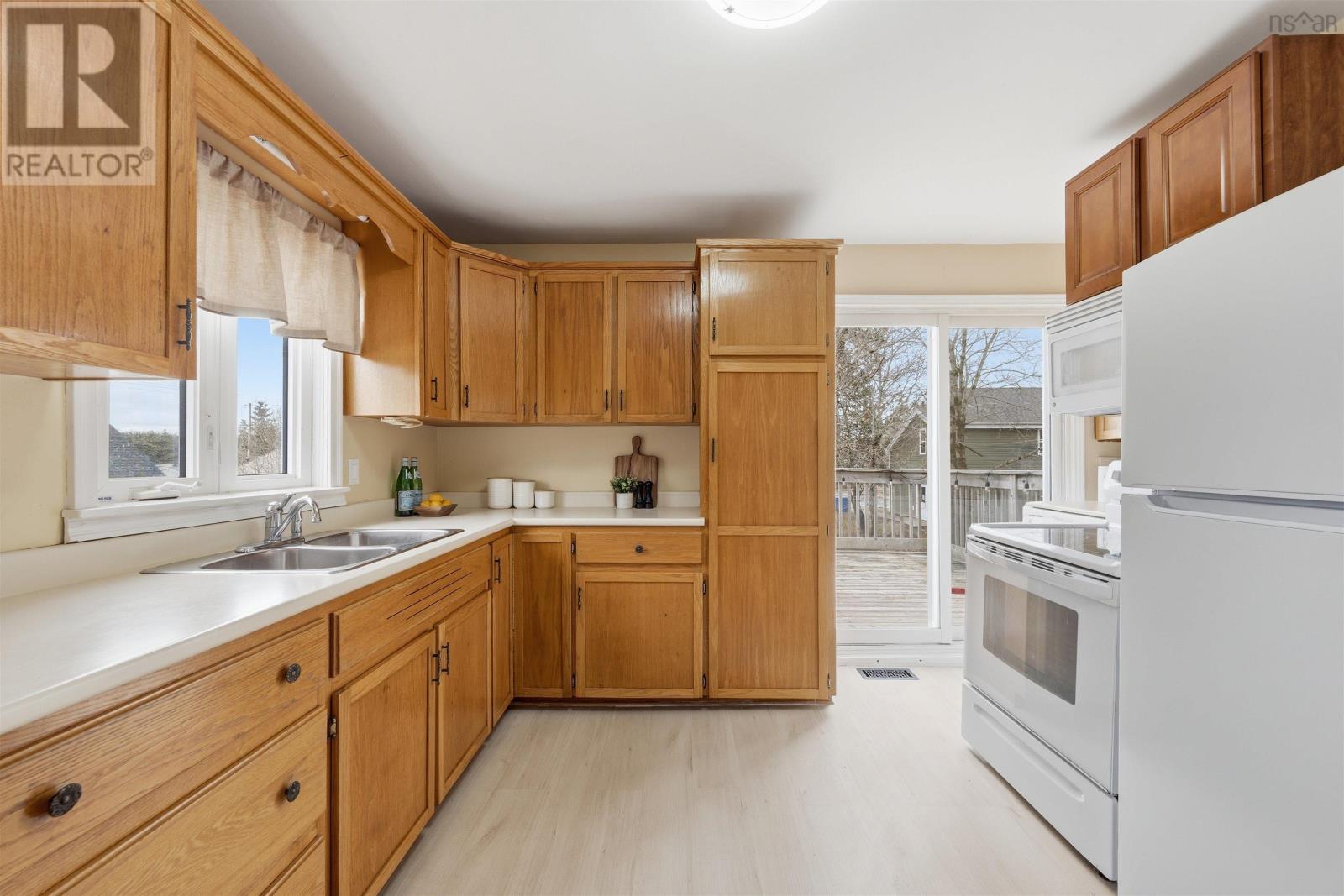 6 Parkdale Avenue, Timberlea, Nova Scotia  B3T 1B9 - Photo 10 - 202607836