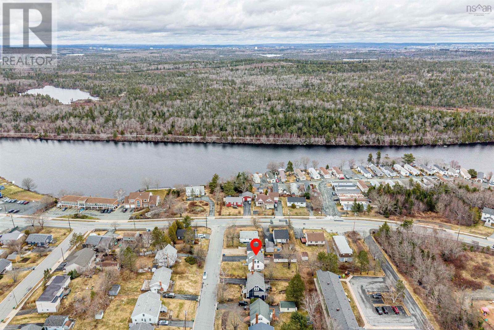 6 Parkdale Avenue, Timberlea, Nova Scotia  B3T 1B9 - Photo 2 - 202607836