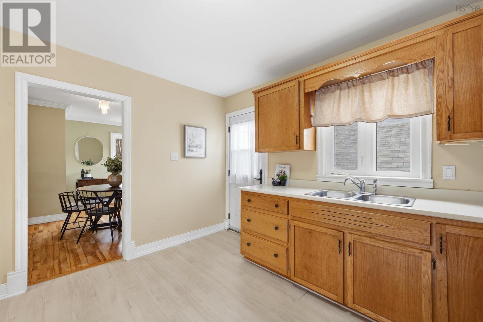 6 Parkdale Avenue, Timberlea, Nova Scotia  B3T 1B9 - Photo 11 - 202607836