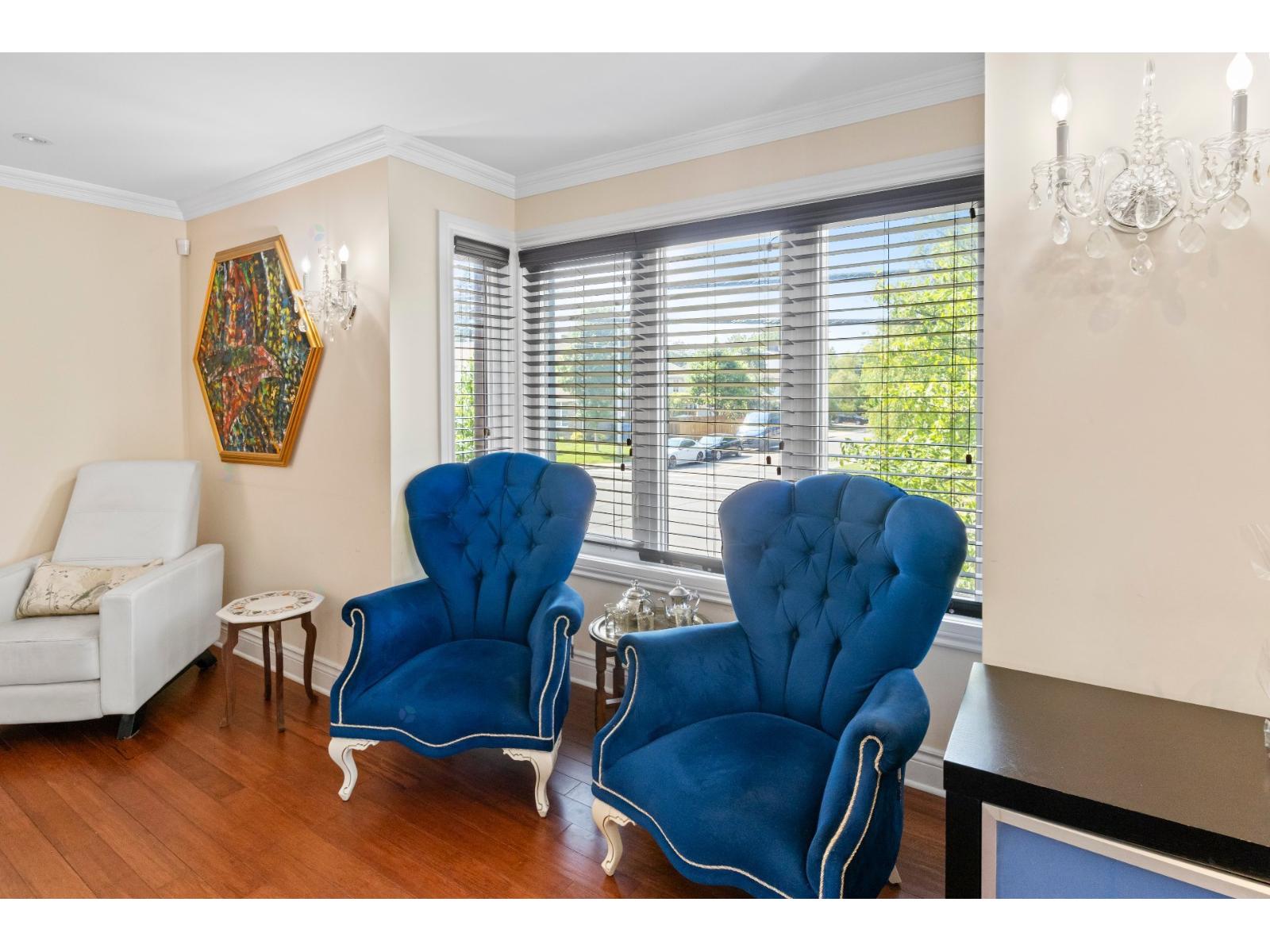 230 Av. Hermitage Pointe-Claire Quebec Canada H9R0A6 5