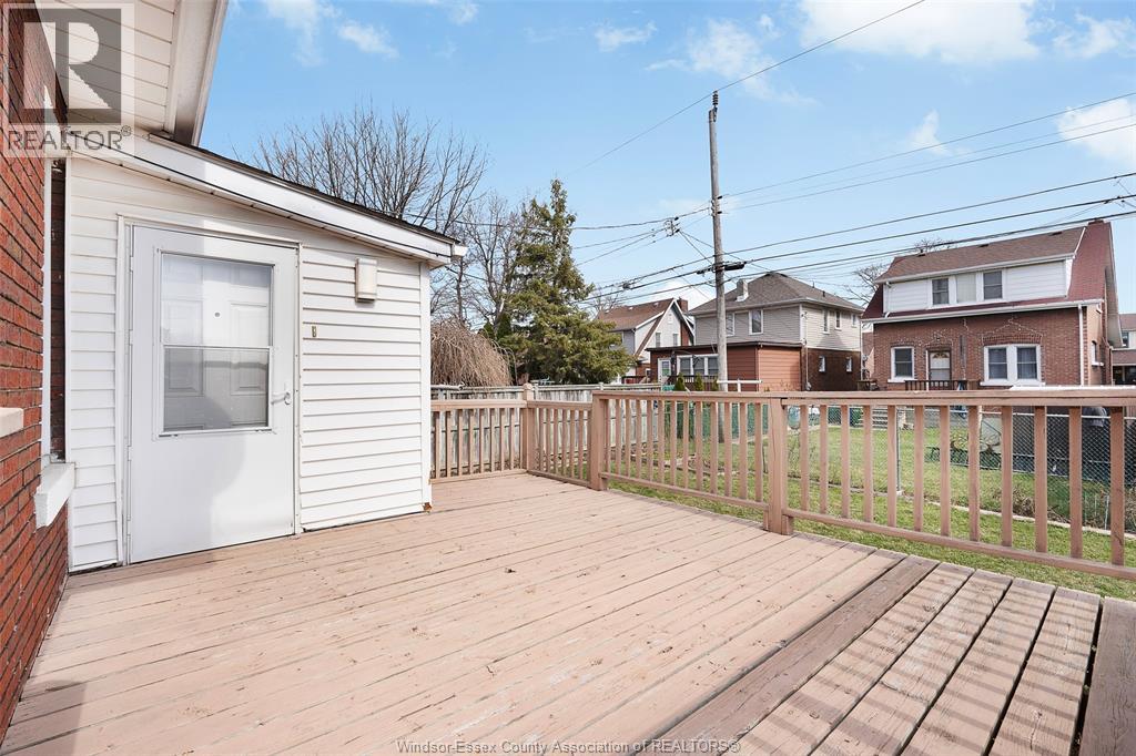 1006 Pillette Road, Windsor, Ontario  N8Y 3B6 - Photo 16 - 26008362