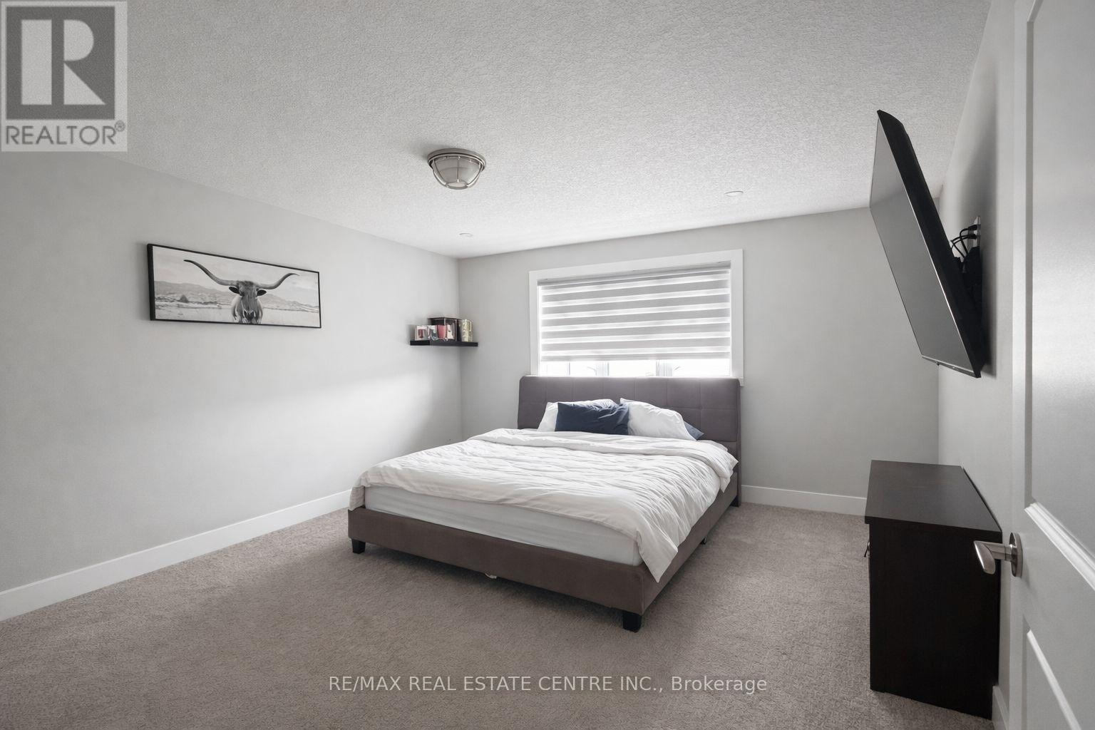 Photo 12 of 19 for 54 Wayside Lane