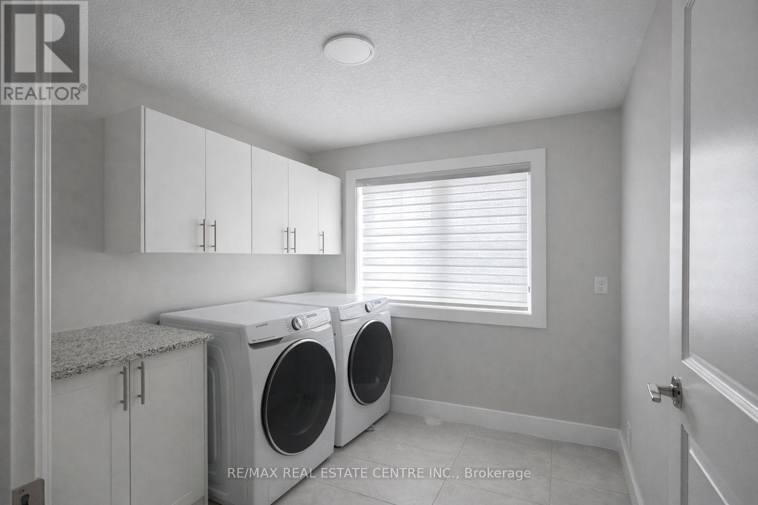 Photo 18 of 19 for 54 Wayside Lane