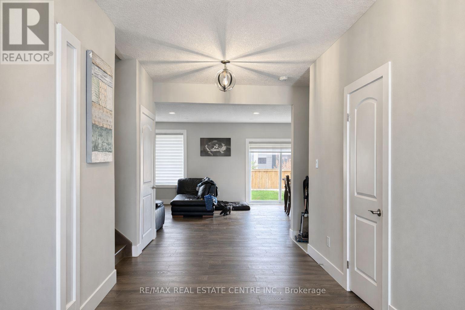 Photo 2 of 19 for 54 Wayside Lane