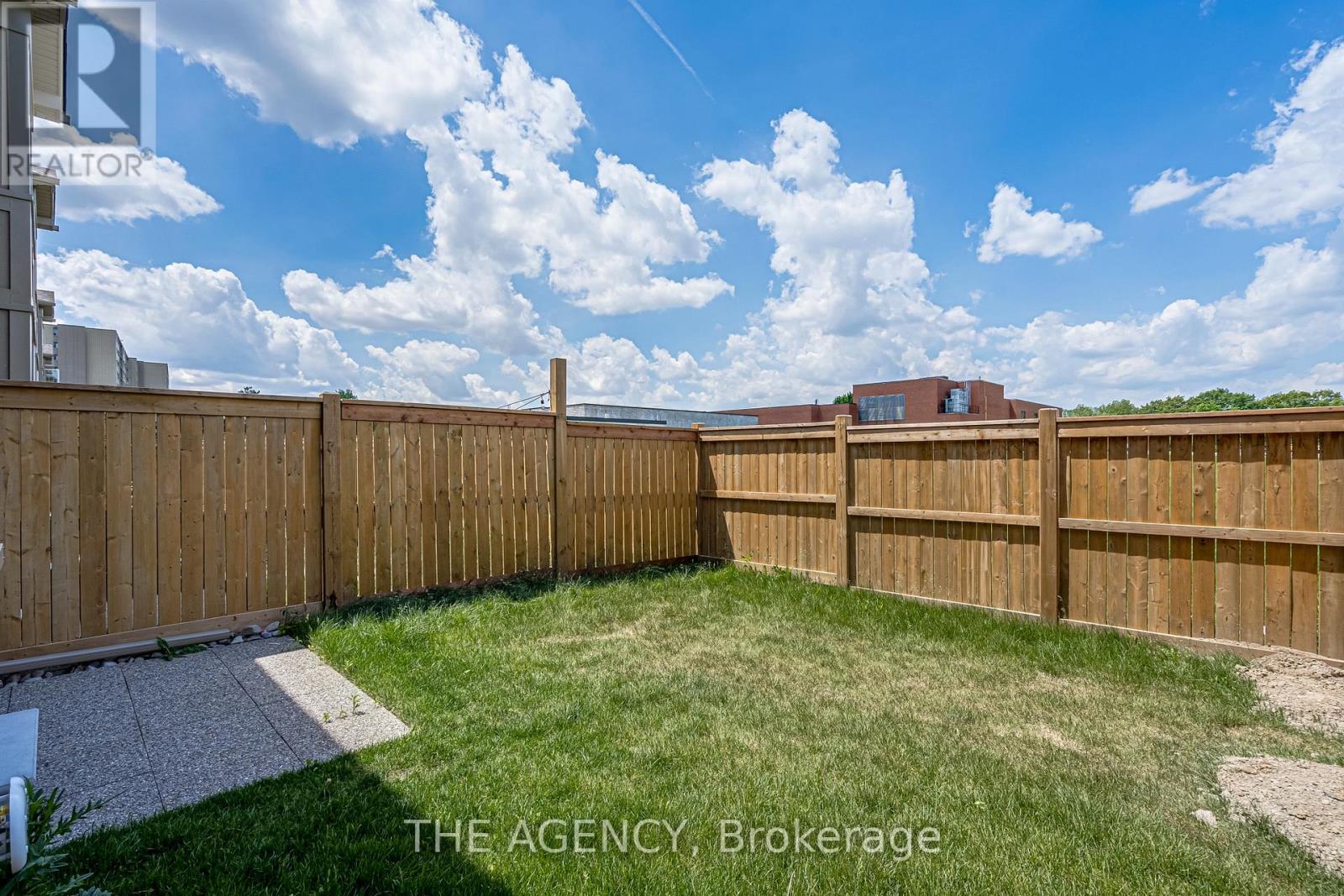 47 Hibiscus Lane, Hamilton, Ontario  L8K 0A4 - Photo 45 - X13013712