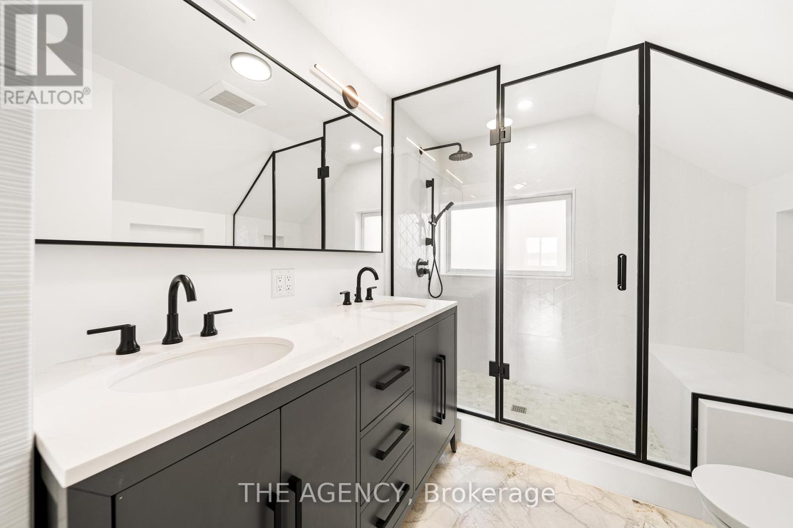 11 Fifth Street, Kawartha Lakes (Verulam), Ontario  K0M 1L0 - Photo 10 - X13013724