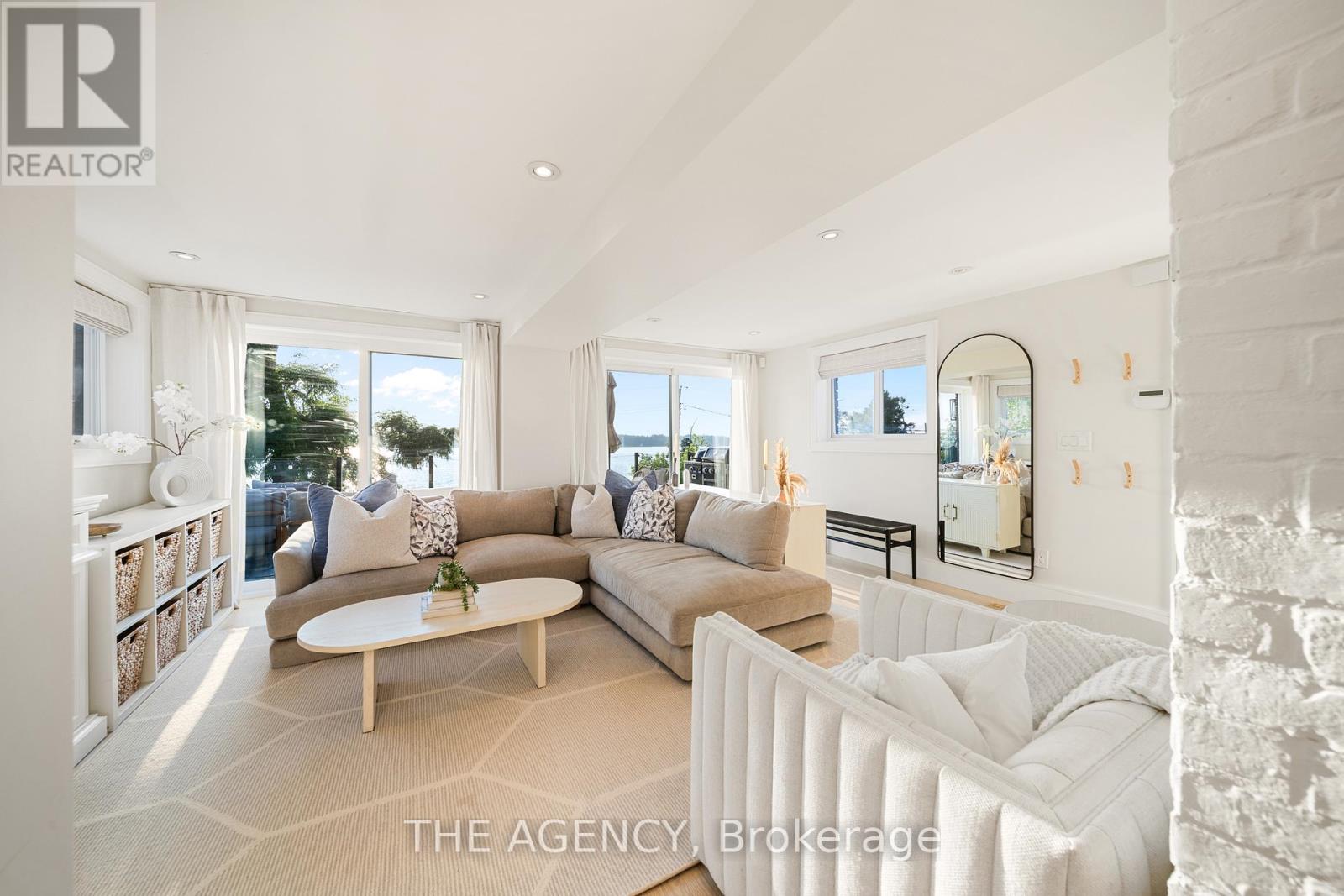 11 Fifth Street, Kawartha Lakes (Verulam), Ontario  K0M 1L0 - Photo 5 - X13013724