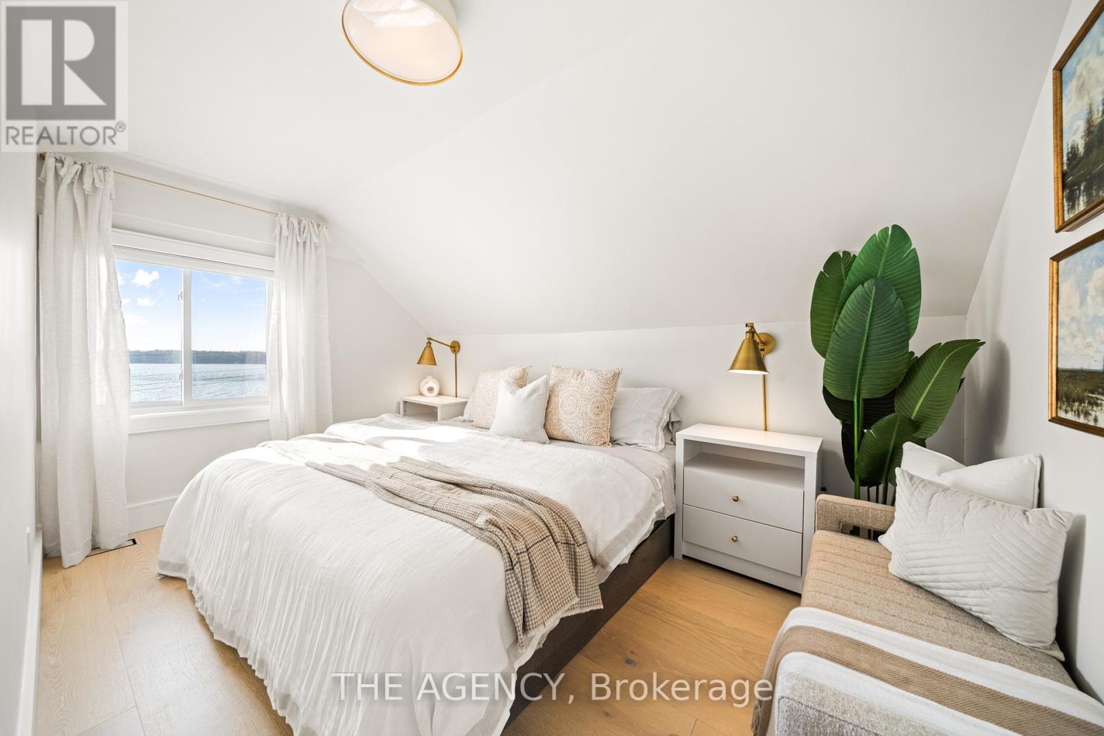 11 Fifth Street, Kawartha Lakes (Verulam), Ontario  K0M 1L0 - Photo 8 - X13013724