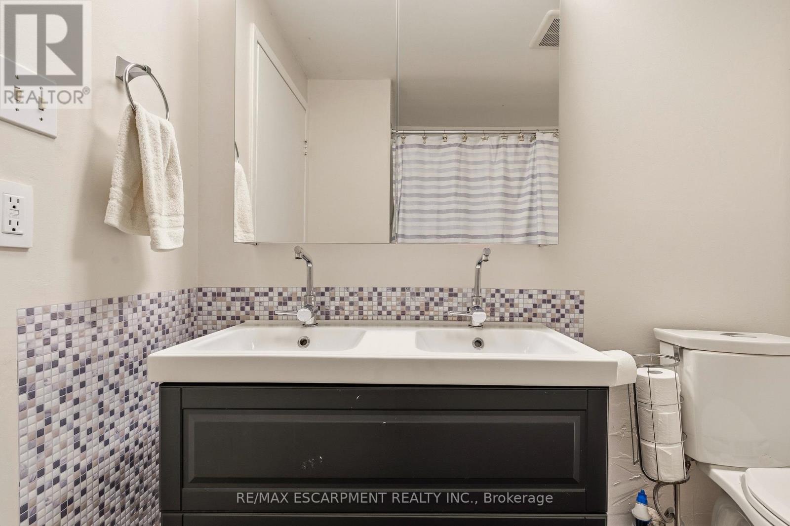 6 - 23 Watsons Lane, Hamilton, Ontario  L9H 5G9 - Photo 25 - X13013800