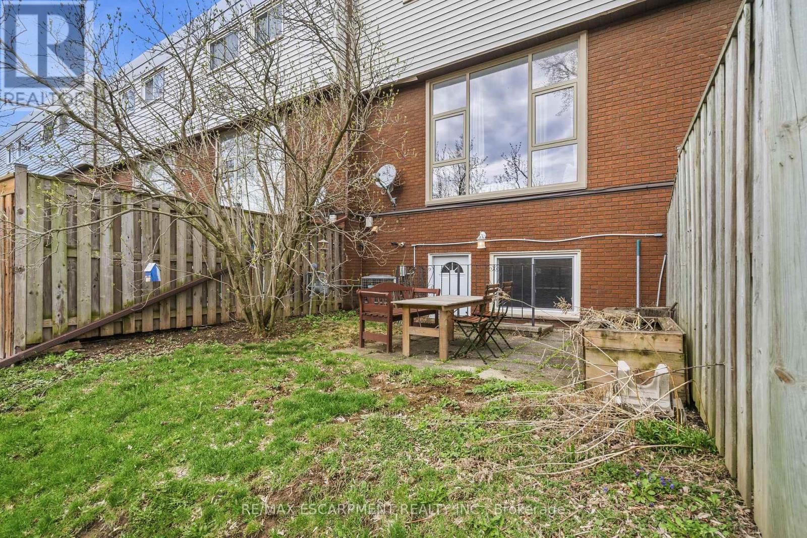 6 - 23 Watsons Lane, Hamilton, Ontario  L9H 5G9 - Photo 33 - X13013800