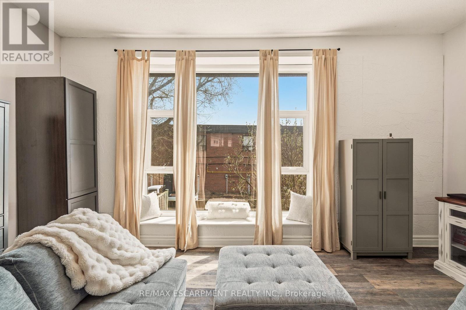 6 - 23 Watsons Lane, Hamilton, Ontario  L9H 5G9 - Photo 5 - X13013800