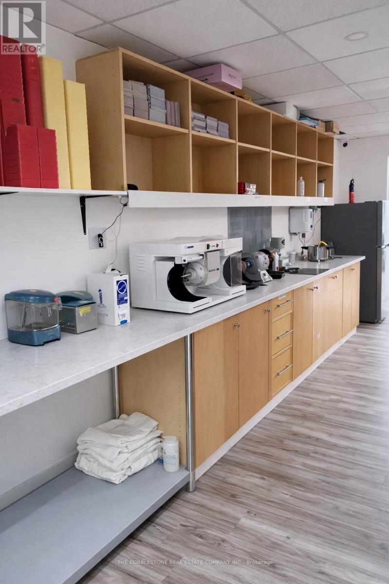 Unknown Address, ,    - Photo 2 - X13013802