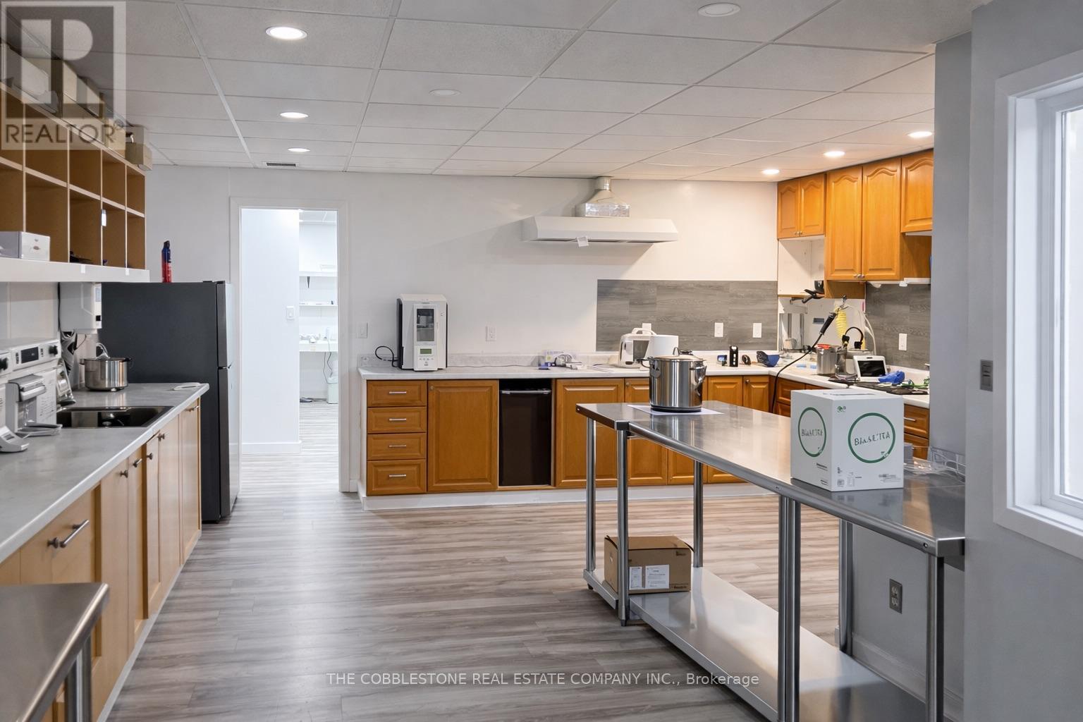 Unknown Address, ,    - Photo 3 - X13013802