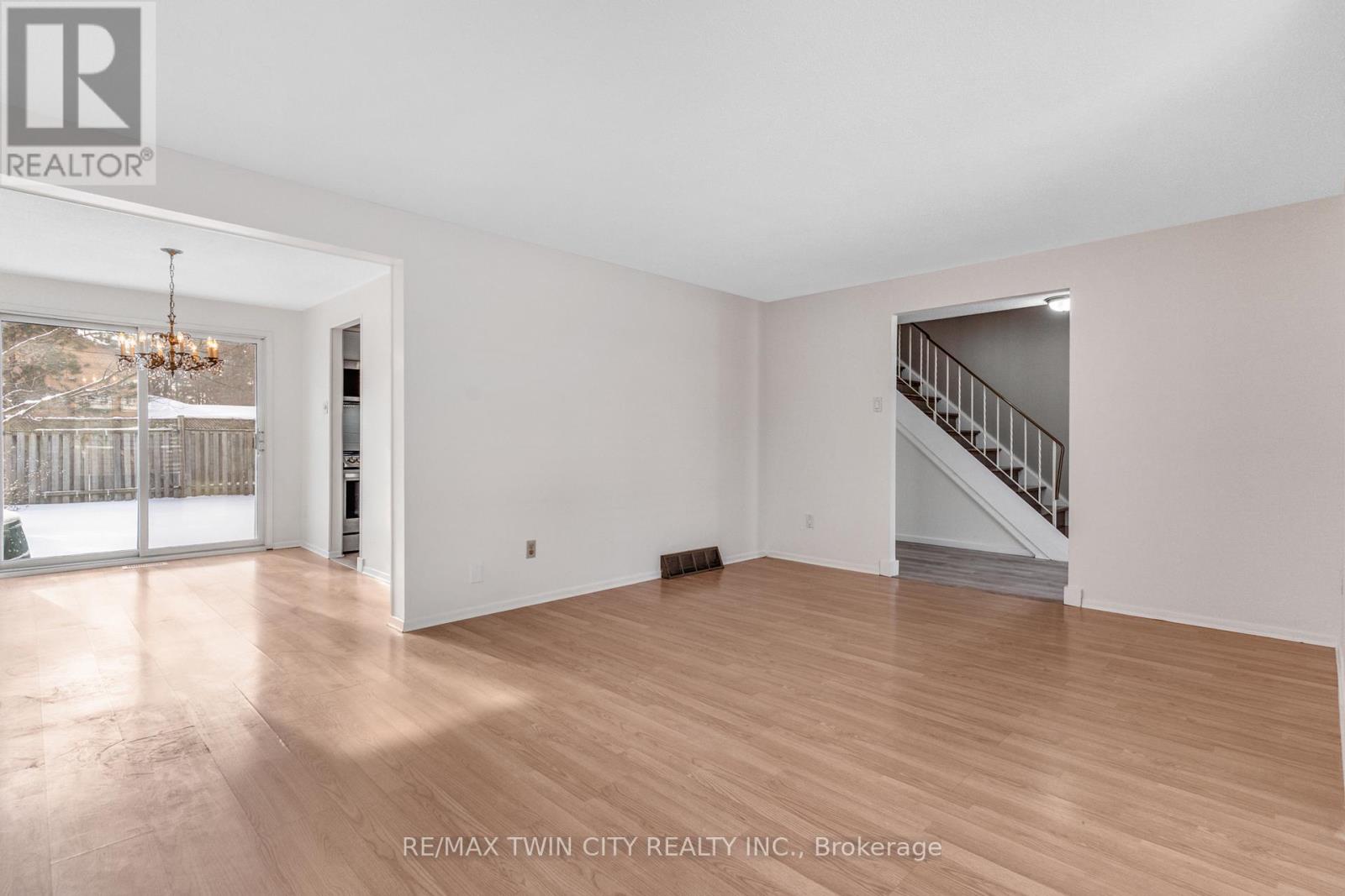 111 Manor Drive, Kitchener, Ontario  N2A 2T9 - Photo 10 - X13013864