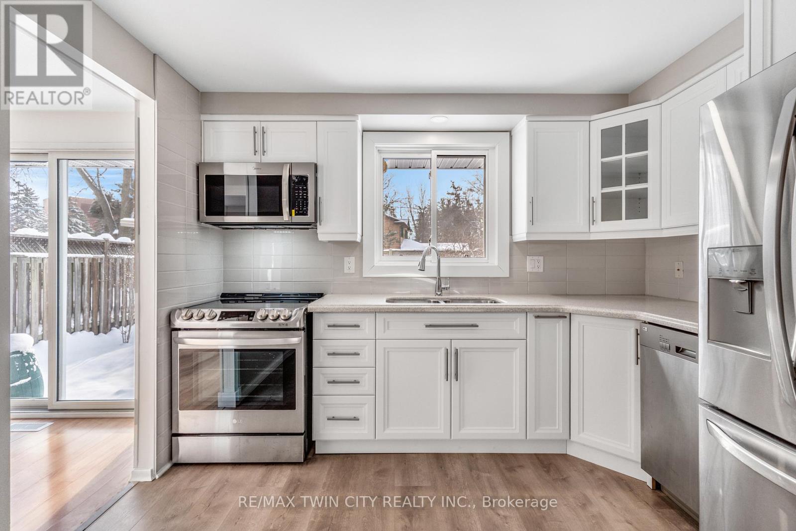 111 Manor Drive, Kitchener, Ontario  N2A 2T9 - Photo 15 - X13013864