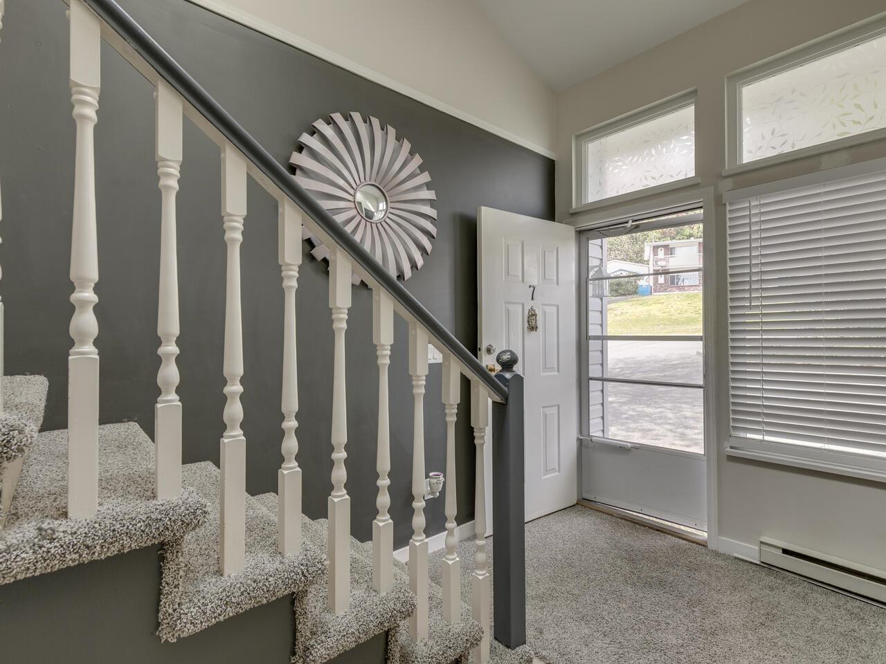 7 32752 4th Avenue, Mission, British Columbia  V2V 1R4 - Photo 3 - R3112838