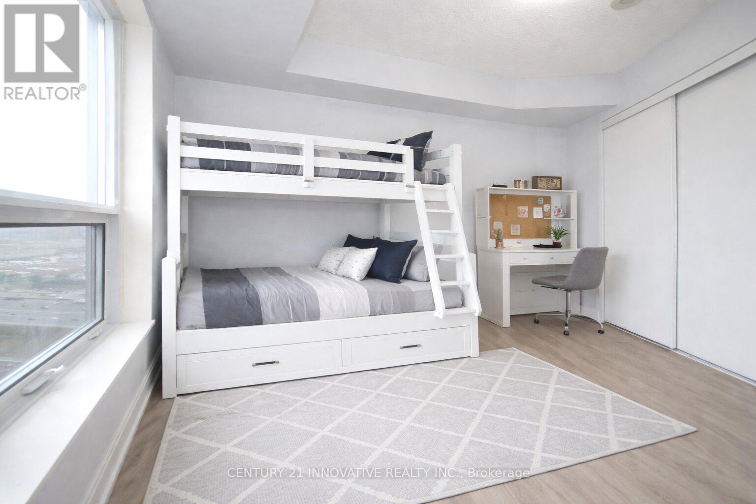 3024 - 135 Village Green Square, Toronto, Ontario  M1S 0G4 - Photo 10 - E13007756