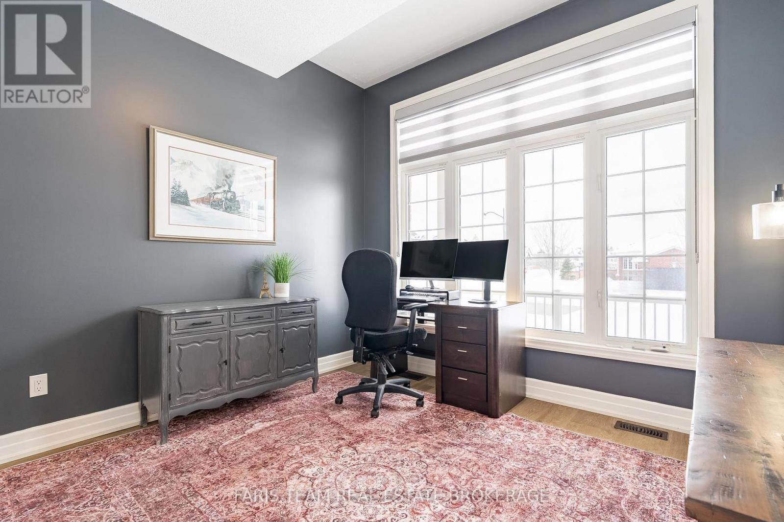 461 Greenwood Drive, Essa, Ontario  L3W 0R4 - Photo 21 - N12978606