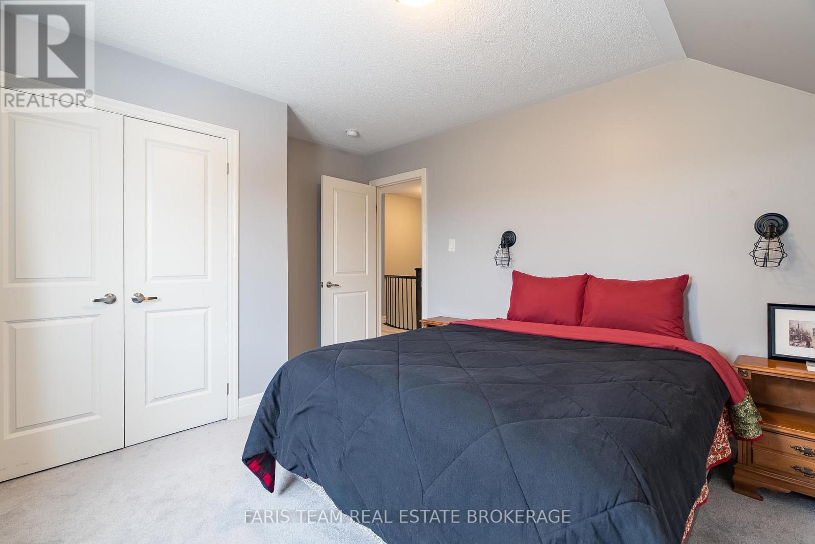 461 Greenwood Drive, Essa, Ontario  L3W 0R4 - Photo 33 - N12978606