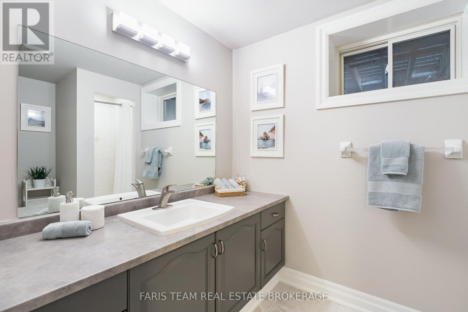 1 Pineview Drive, Oro-Medonte, Ontario  L0L 2L0 - Photo 33 - S12920064