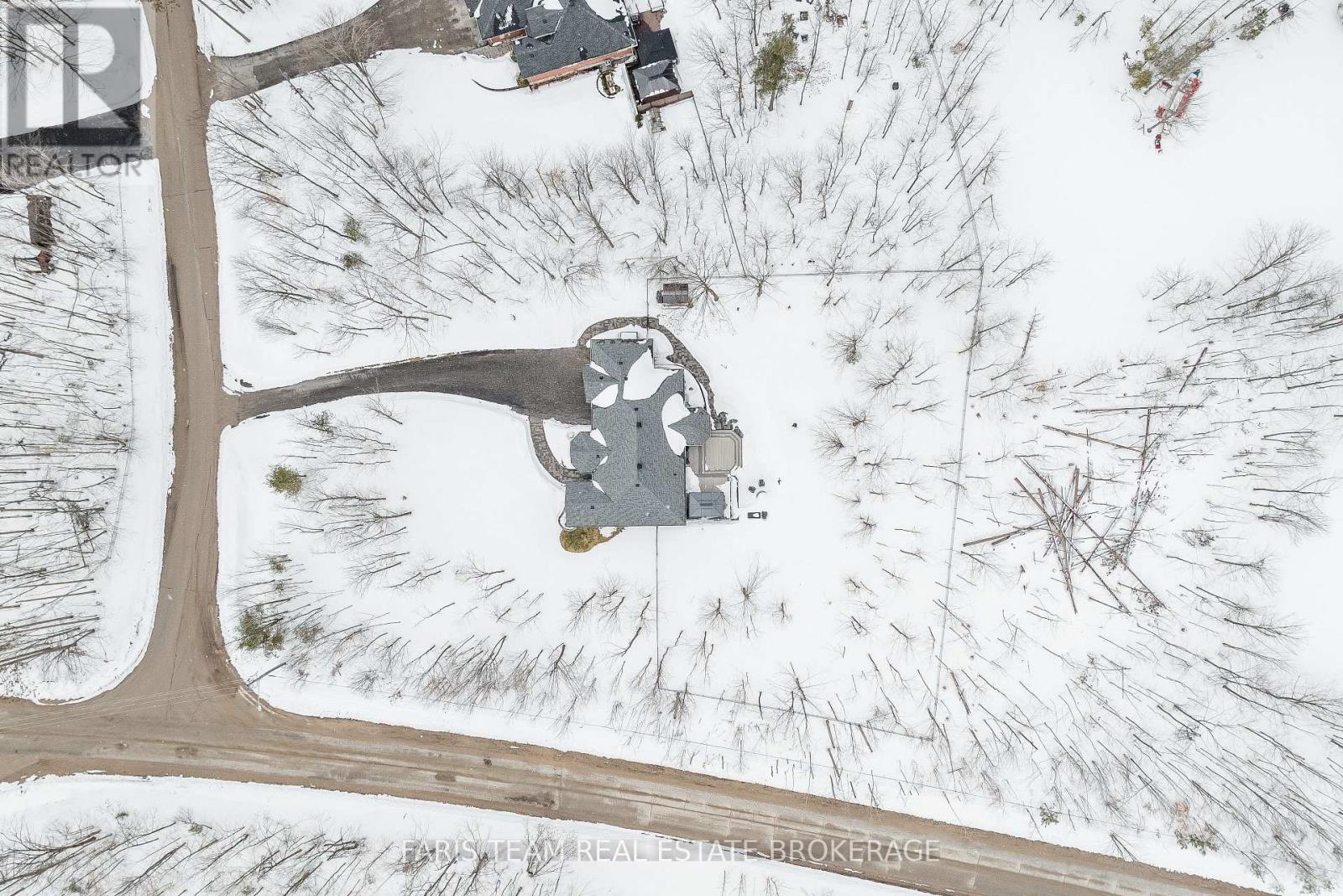 1 Pineview Drive, Oro-Medonte, Ontario  L0L 2L0 - Photo 43 - S12920064