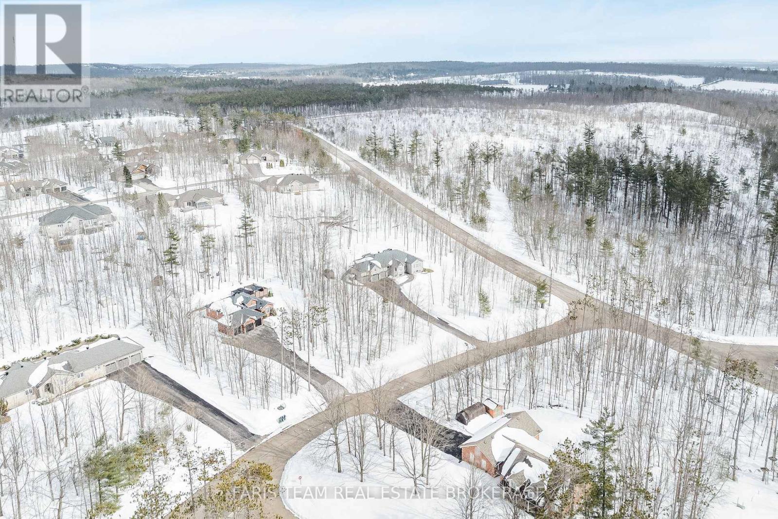 1 Pineview Drive, Oro-Medonte, Ontario  L0L 2L0 - Photo 45 - S12920064