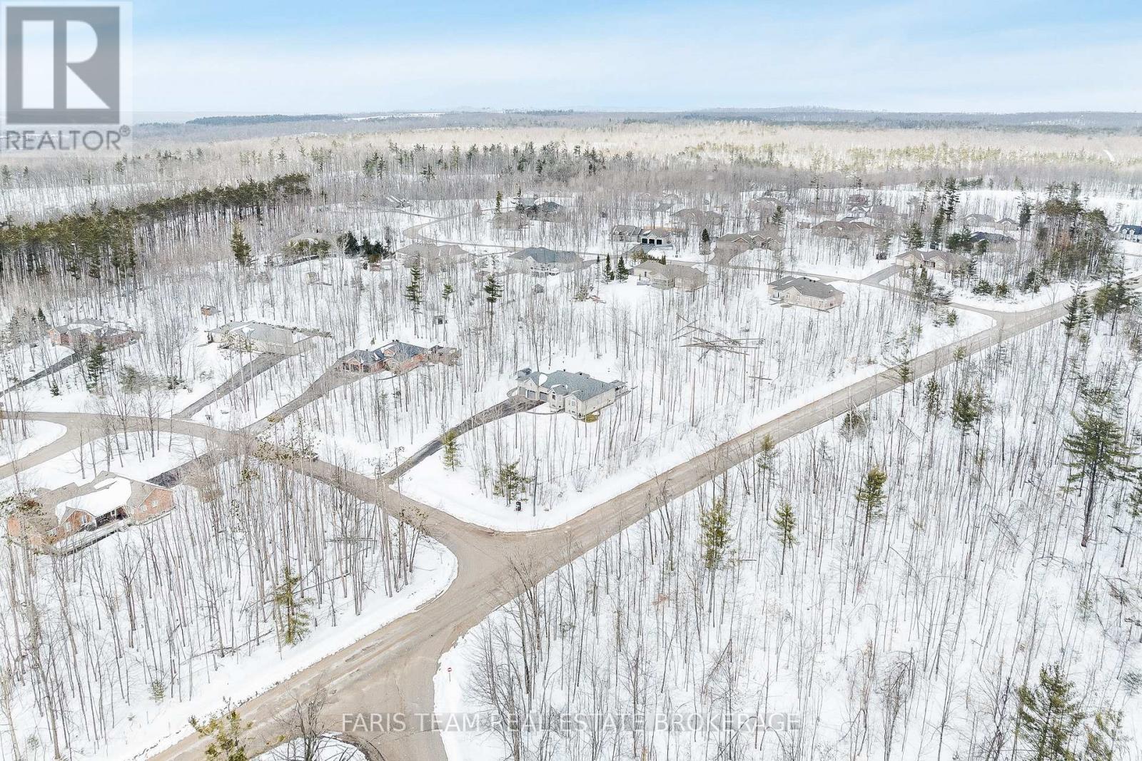 1 Pineview Drive, Oro-Medonte, Ontario  L0L 2L0 - Photo 44 - S12920064