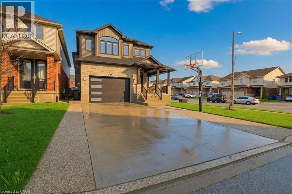 95 Dallan Drive, Guelph, Ontario  N1L 0N3 - Photo 2 - 40821920