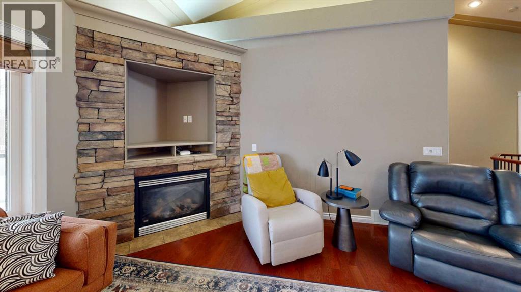 30 Poplar Drive, Whitecourt, Alberta  T7S 0A1 - Photo 8 - A2302269