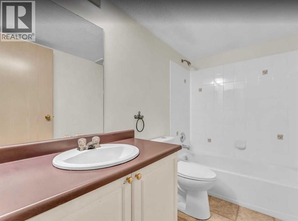 410, 245 Red Deer Drive Sw, Medicine Hat, Alberta  T1A 8P4 - Photo 22 - A2297074