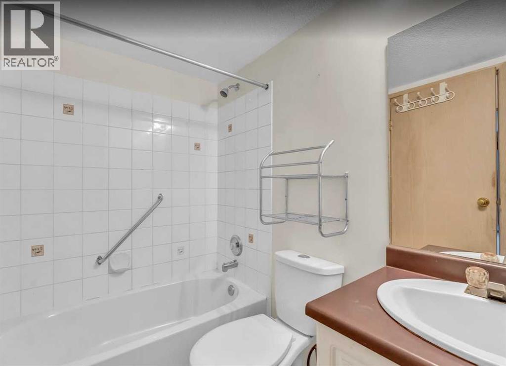 410, 245 Red Deer Drive Sw, Medicine Hat, Alberta  T1A 8P4 - Photo 25 - A2297074