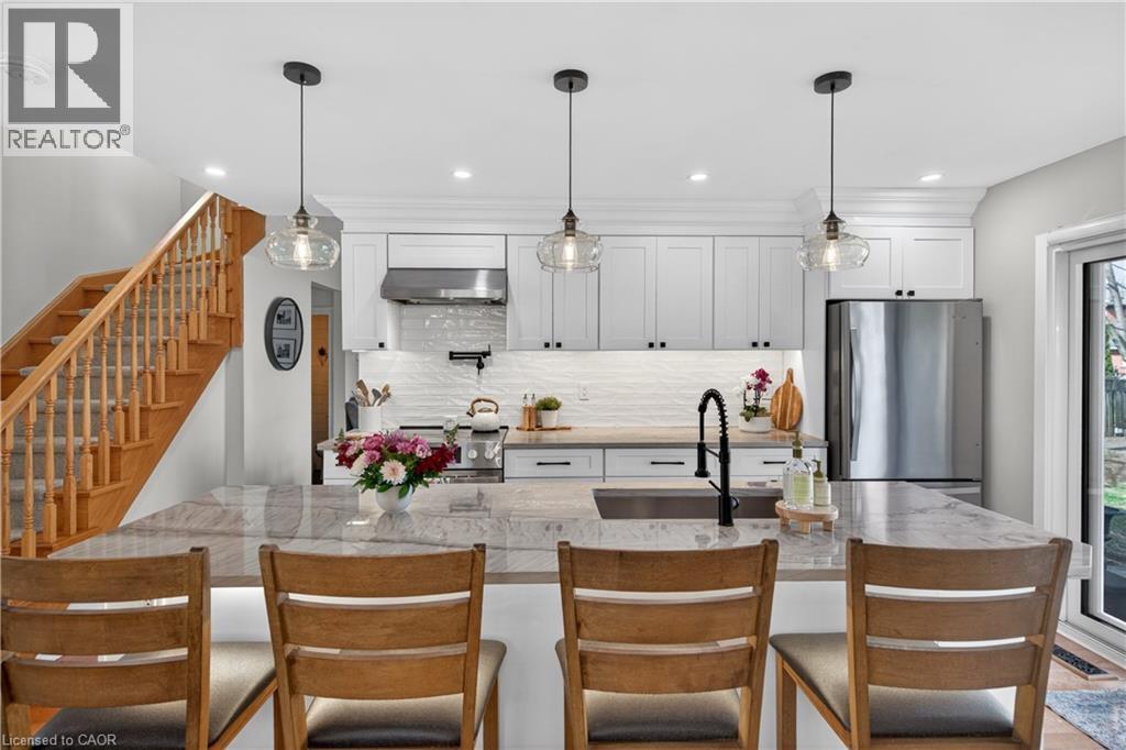 1151 Campbell Court, Burlington, Ontario  L7S 1Z7 - Photo 17 - 40816582